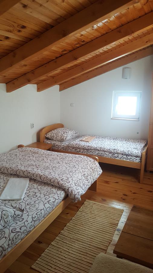 Hotel Pansion I Restoran ,, Pogled" Han Pijesak Esterno foto