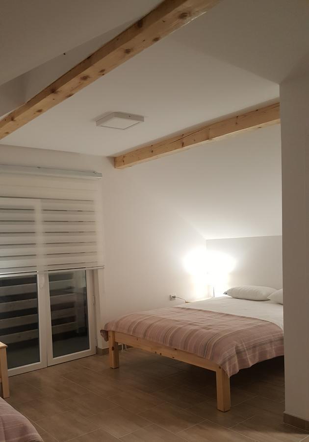 Hotel Pansion I Restoran ,, Pogled" Han Pijesak Esterno foto