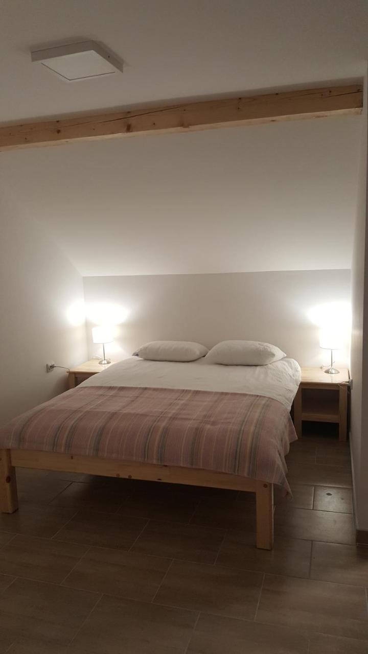 Hotel Pansion I Restoran ,, Pogled" Han Pijesak Esterno foto