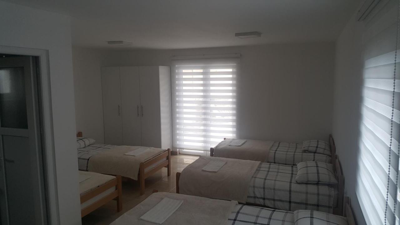 Hotel Pansion I Restoran ,, Pogled" Han Pijesak Esterno foto