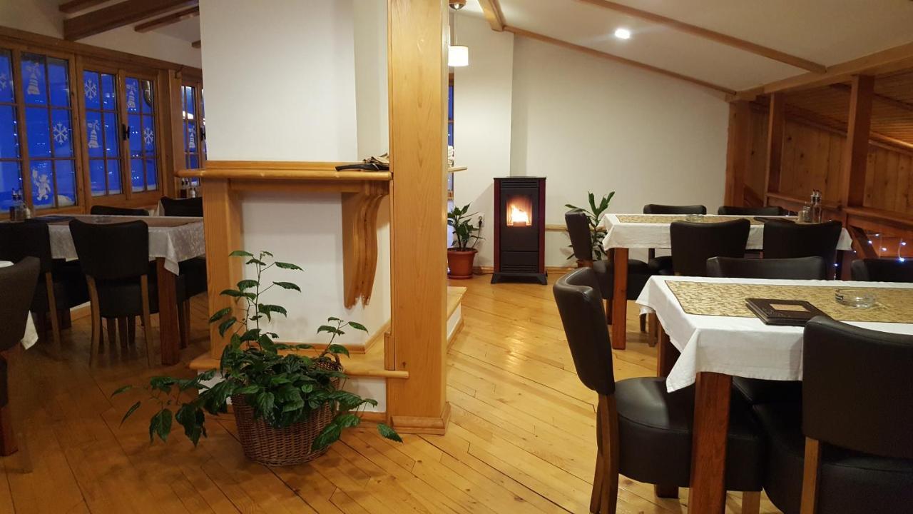 Hotel Pansion I Restoran ,, Pogled" Han Pijesak Esterno foto